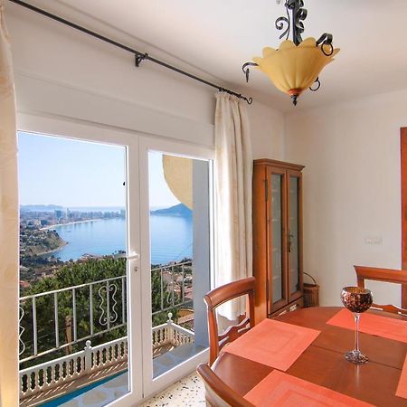 Villa con piscina y vistas al mar - Mar 27 H Calpe Exterior foto